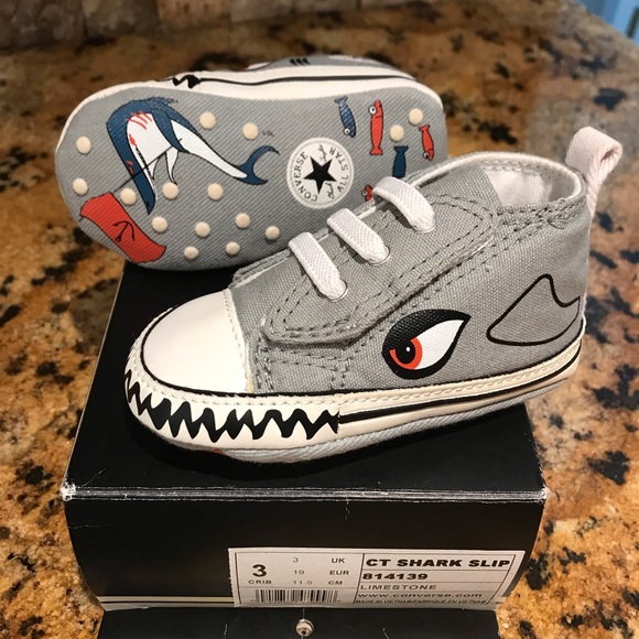 baby shark converse